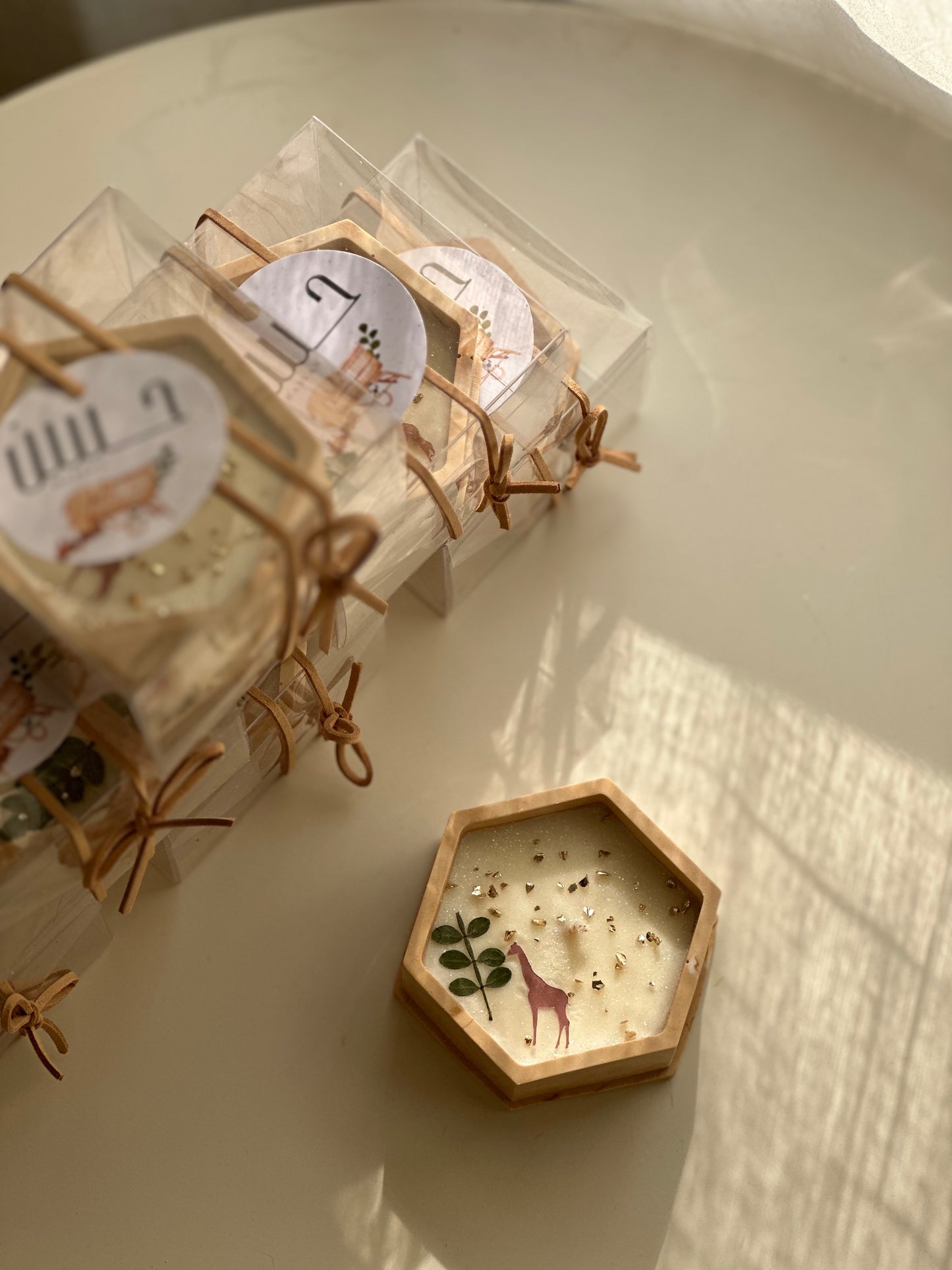 Brown Giraffe Candles 🦒شموع ثيم الزرافة البنية 