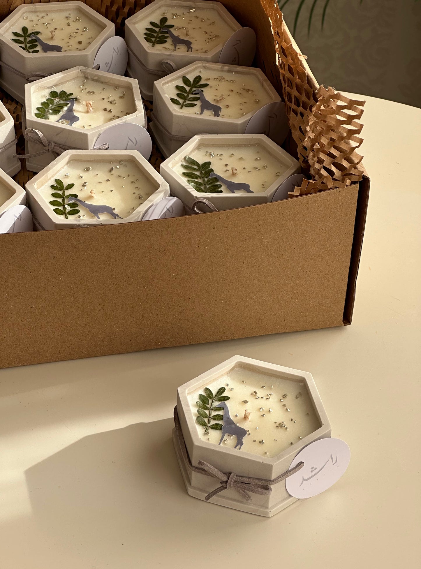 Grey Giraffe Candles 🦒شموع ثيم الزرافة الرمادية 