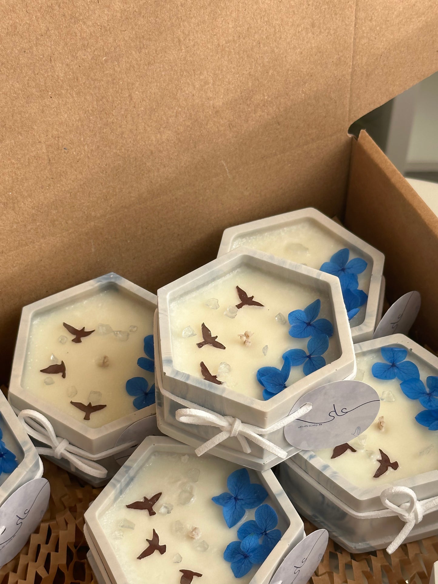 Flying Birds in Blue Candles 🕊️شموع الطيور في الازرق